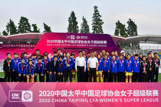 琼斯33+19+9新疆胜北控 王岚嵚28分同曦胜深圳